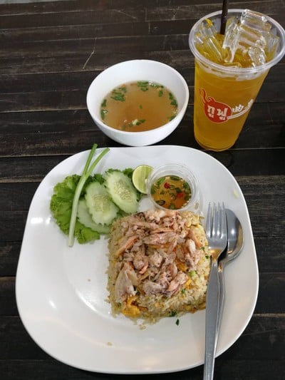 ข้าวผัดปู