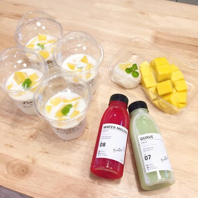 อาหาร หรือ เครื่องดื่ม