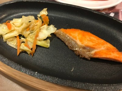 อาหาร หรือ เครื่องดื่ม