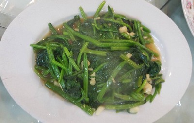 ผัดผักบุ้ง