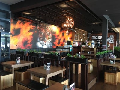 บรรยากาศ เสือ Cafe ราชพฤกษ์