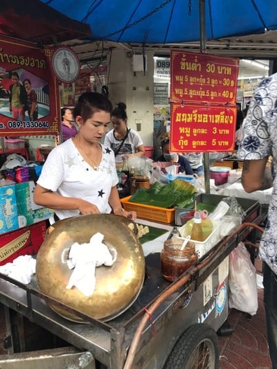 ขนมจีบ เจ้าเก่าทรงวาด (อาเหลียง)