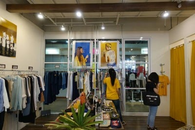 บรรยากาศ FAT KIDS CAFE