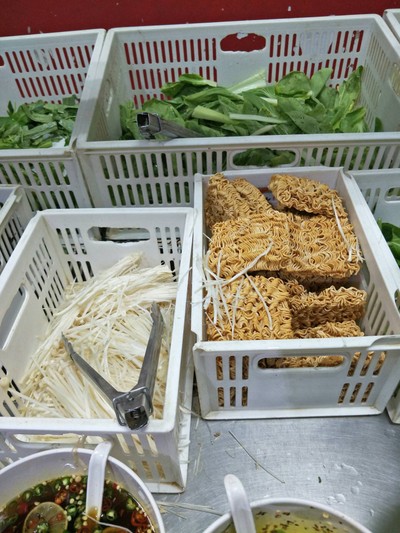 เส้นมาม่า