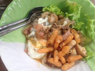 อาหาร หรือ เครื่องดื่ม