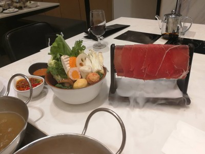 อาหาร หรือ เครื่องดื่ม