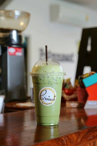 เมนูของร้าน Poonnawat cafe
