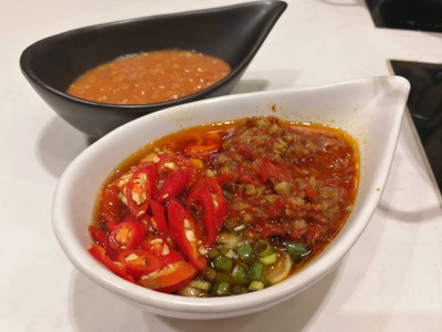 อาหาร หรือ เครื่องดื่ม