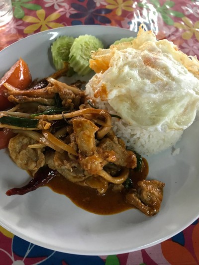 พริกเผาหมูไข่ดาว