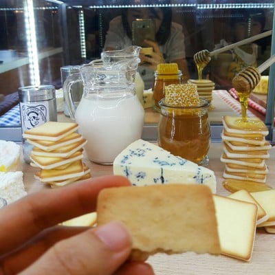 เมนูของร้าน Tokyo Milk Cheese Factory Siam Paragon