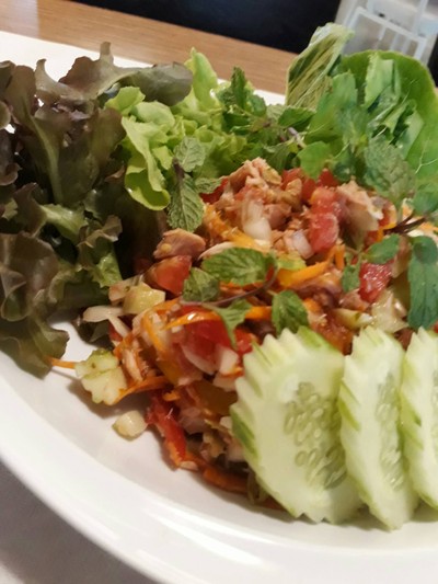 ยำทูน่า