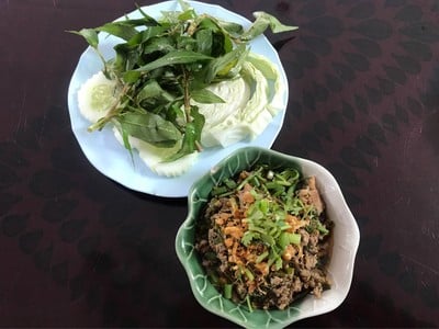เมนูของร้าน ข้าวซอยลำดวนฟ้าฮ่าม วิภาวดีรังสิต