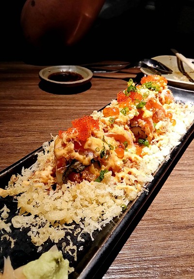 super salmon crunchy roll