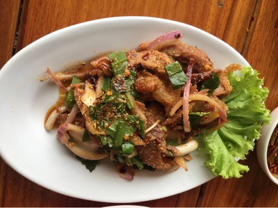 น้ำตกหมู