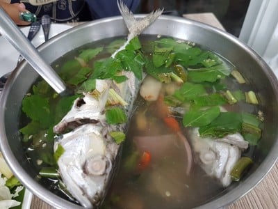 ปลาโม่งต้มยำน้ำใส