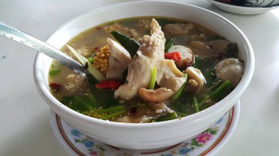 ต้มยำปลาช่อนพุงไข่