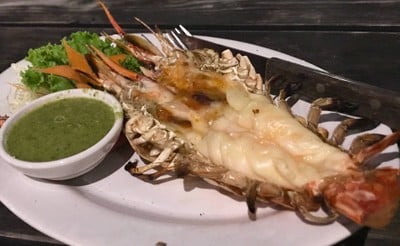 RIVER WINE Restaurant and Wine Bar ปากเกร็ด