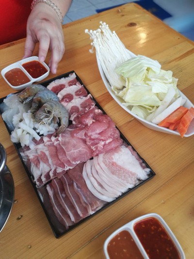หว่างโฮว หม้อไฟหม่าล่า หว่างโฮว หม้อไฟหม่าล่า