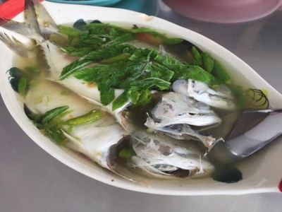 ครัวปลาทู (ทิดอ้วน) บางแสน