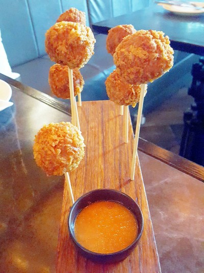 Siam Chicken Praline