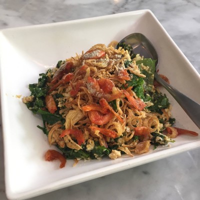 ใบเหลียงผัดไข่