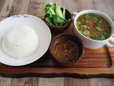 ข้าวหน้าหมูตุ๋น