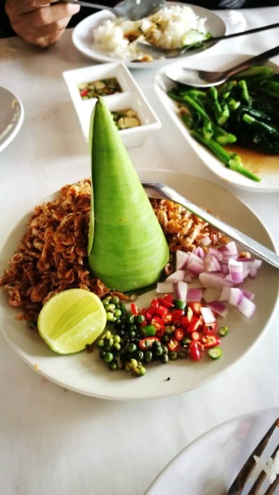 กุ้งขี้โม้