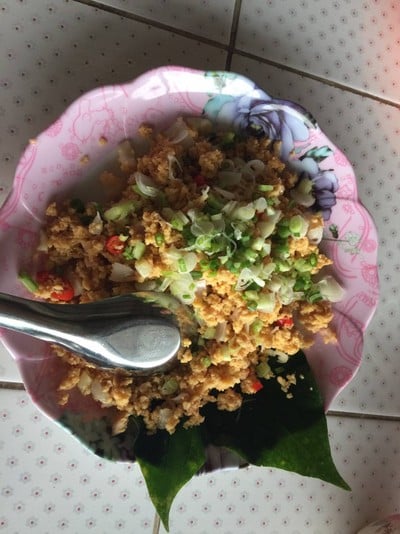 ไข่ปลาส้มผัดไข่