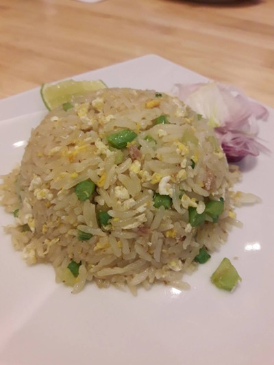 ข้าวผัดคะน้าปลาเค็ม