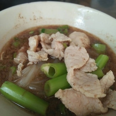 ก๋วยเตี๋ยวเรือสิบสาม (ครัวชากะเฌอ)