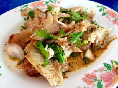 อาหาร หรือ เครื่องดื่ม