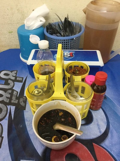 อาหาร หรือ เครื่องดื่ม