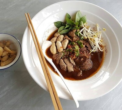 เมนูของร้าน ก๋วยเตี๋ยวเรืออยุธยาเศรษฐีเรือทอง สาขาแบริ่ง32  สุขุมวิท107