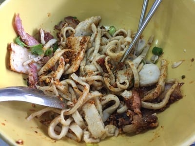 เส้นปลาต้มยำแห้ง