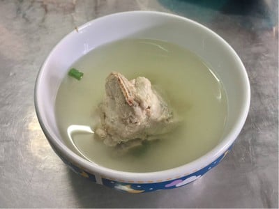 น้ำซุปซี่โครงหมู