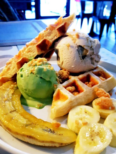 เมนูของร้าน Beeston Cafe
