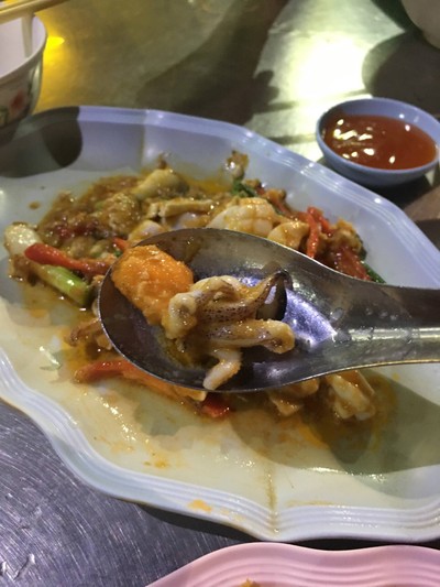 หมึกผัดไข่เค็ม