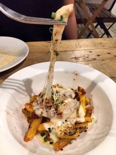 เฟรนช์ฟรายส์อบชีส