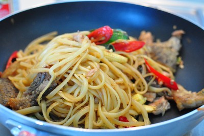 วิธีทำ สปาเก็ตตี้ขี้เมาปลาสลิด