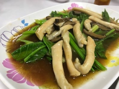 คะน้าผัดหน่อไม้ทะเล