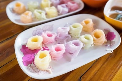 ขนมจีนเส้นสดบ้านปิ่นแก้ว (KHANOM CHIN SEN SOT BAN PINKAEO) ขนมจีนเส้นสดบ้านปิ่นแก้ว (KHANOM CHIN SEN SOT BAN PINKAEO)