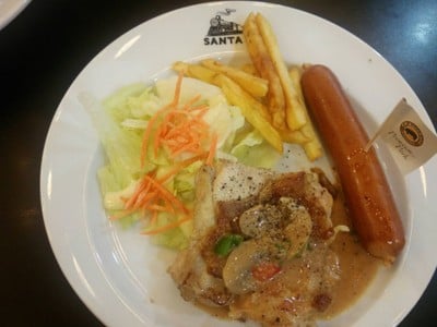 อาหาร หรือ เครื่องดื่ม
