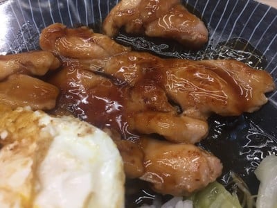 ข้าวหน้าไก่ยากิโทริ