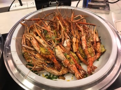 Albricias Restaurant โรงแรมชาเทรียม เรซิเดนซ์ สาทร กรุงเทพฯ