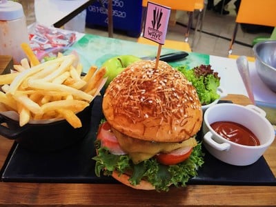 Cabana Bar Wave Hotel pattaya