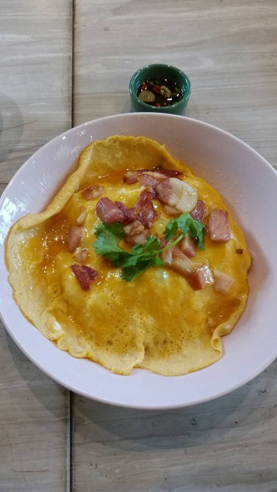 ข้าวไข่ข้นเบคอน