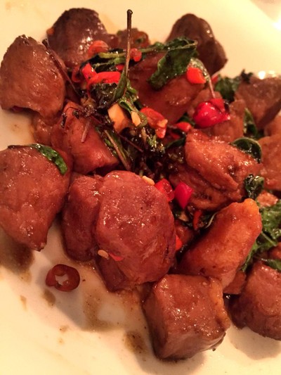 ผัดกระเพราหมูตุ๋น