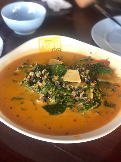 แกงคั่วหอยขม