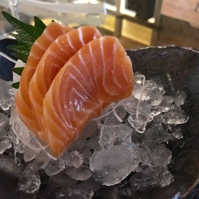 SALMON SASHIMI