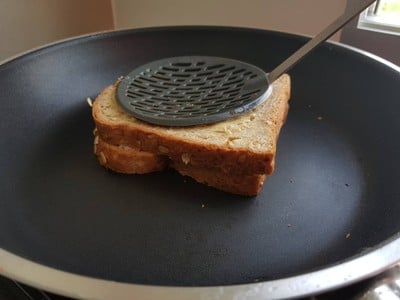 วิธีทำ Asiago Grilled Cheese และชุดอาหารเช้าสไตล์อเมริกัน สูตรมือใหม่ก็ทำได้